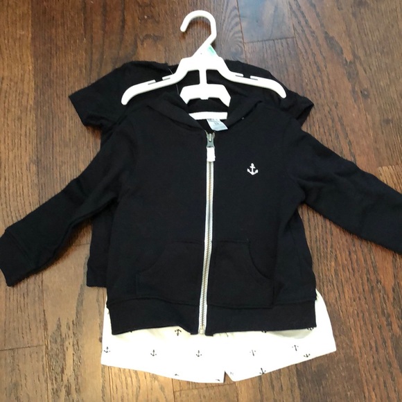 NWT Outfit Set - Picture 1 of 3